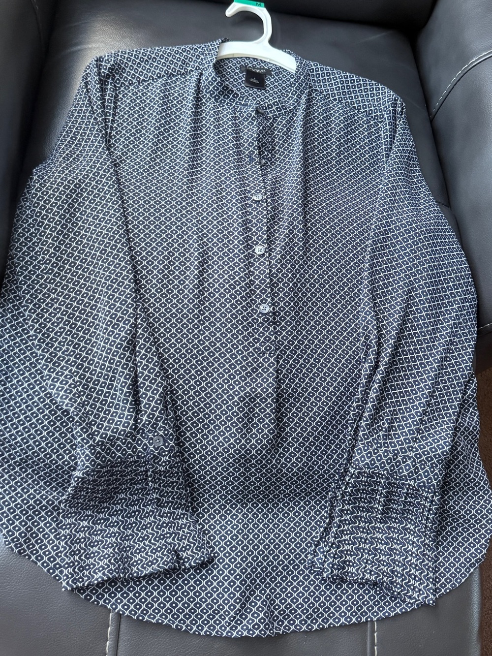Ann Taylor Navy and White Geometric Button-Down Shirt